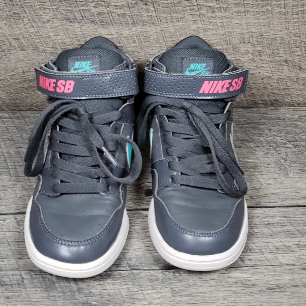 Nike Morgan SB Size 3y